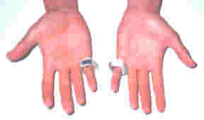 http://www.alexchiu.com/eternallife/handring.jpg